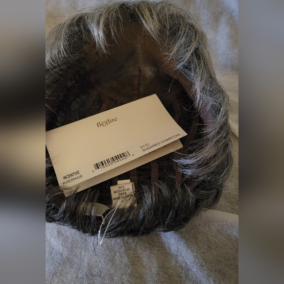 2 Wigs!! Carte Blanche And Incentive By Gabor Wigs! Both Color Sugared Charcoal! - Picture 16 of 16